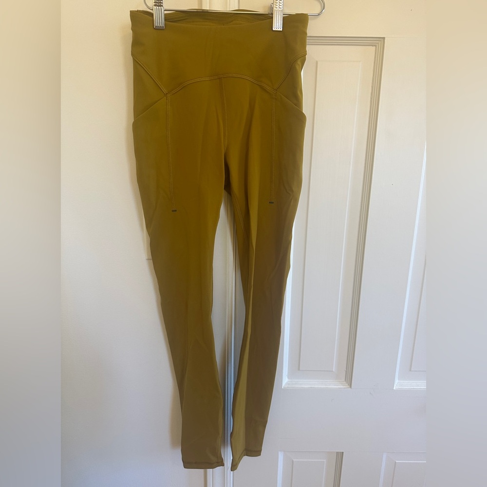 Lululemon Power Thru high rise tight